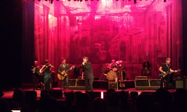 Mellencamp plus band